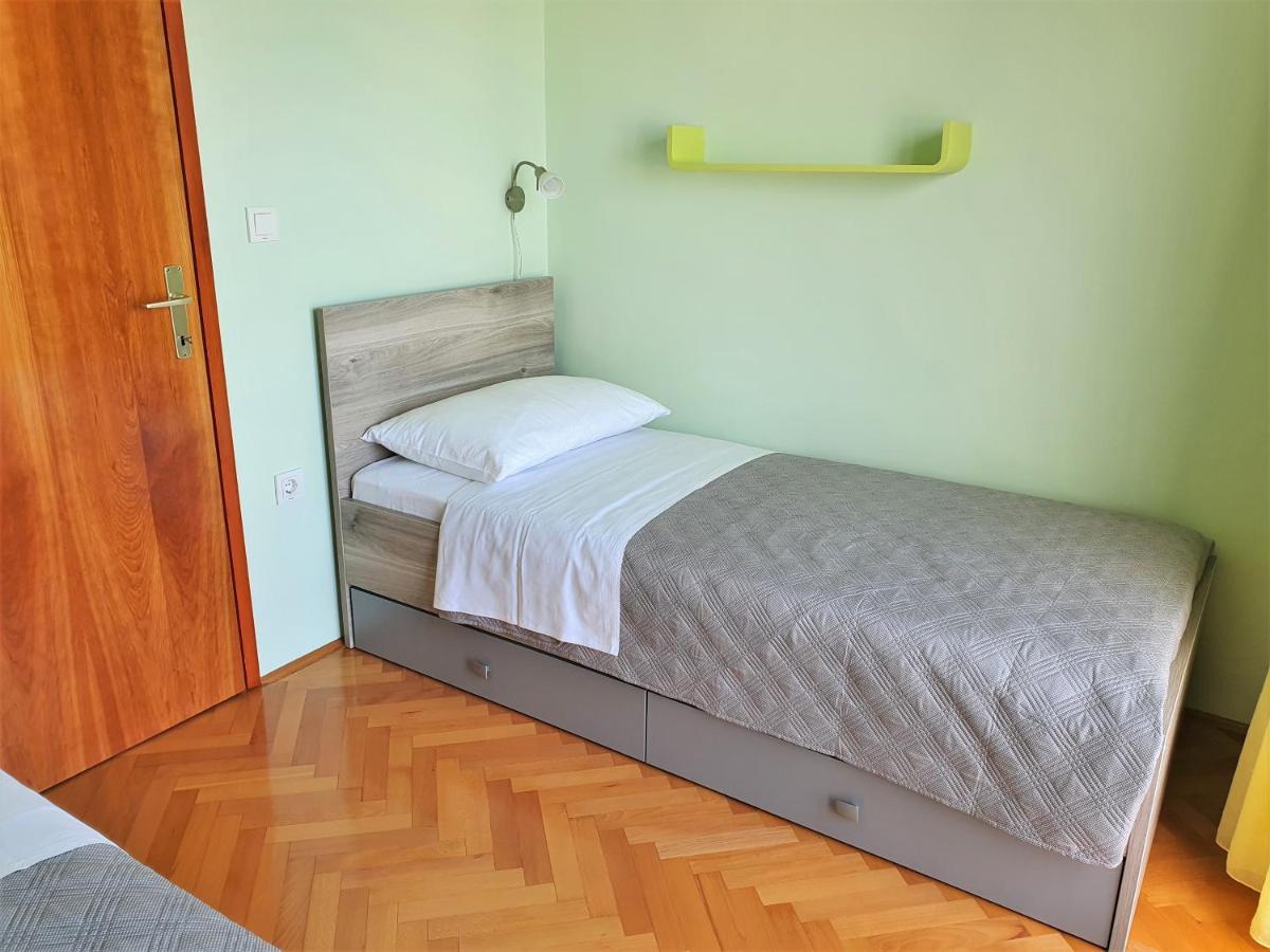 Apartments Martina Vodice Exterior foto